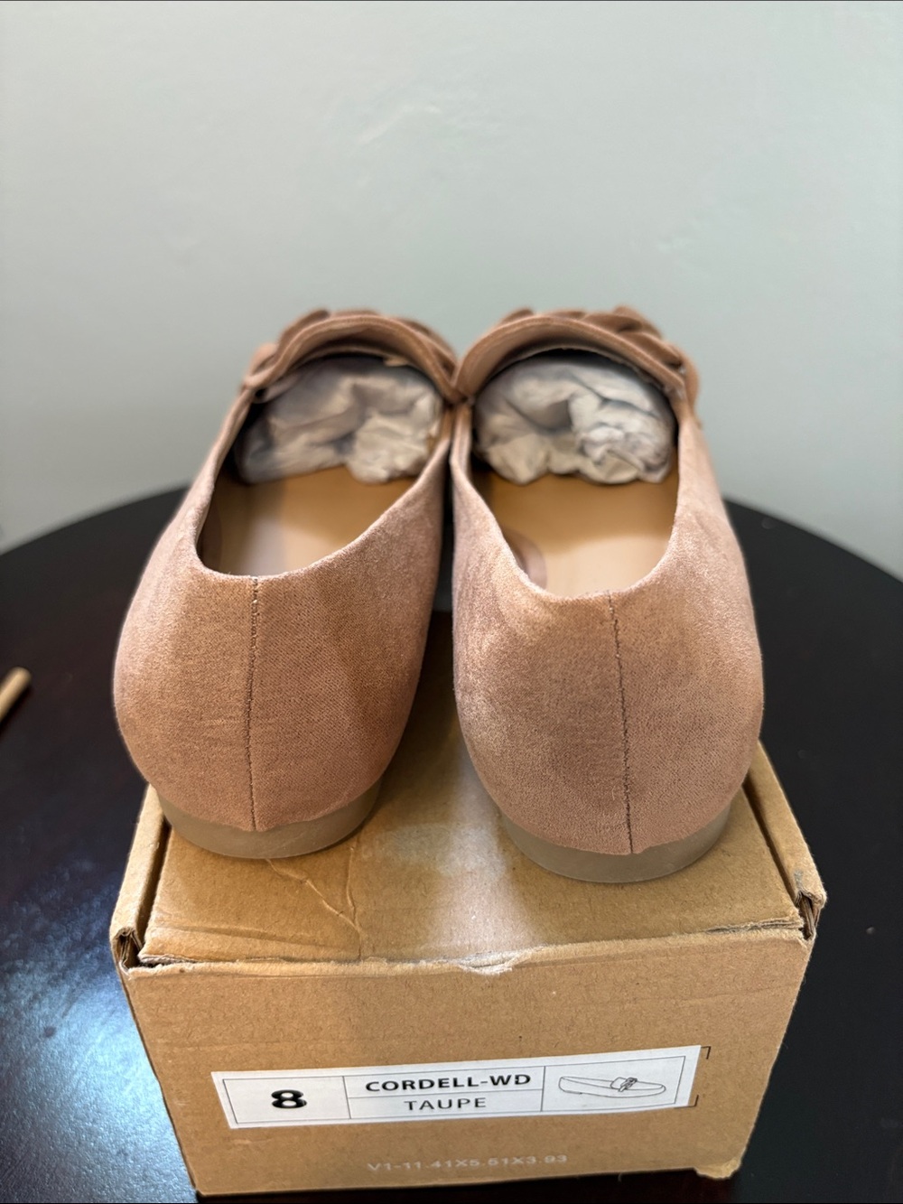 NWT Box Journee Collection Taupe Suede Loafers with Braided Chain - Size 8 - Picture 3 of 7